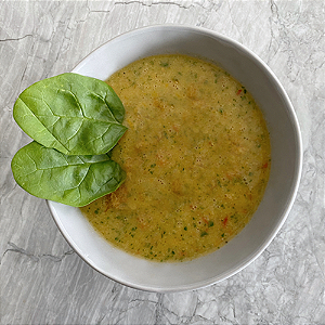 Caldo de Espinafre com Frango (400g)